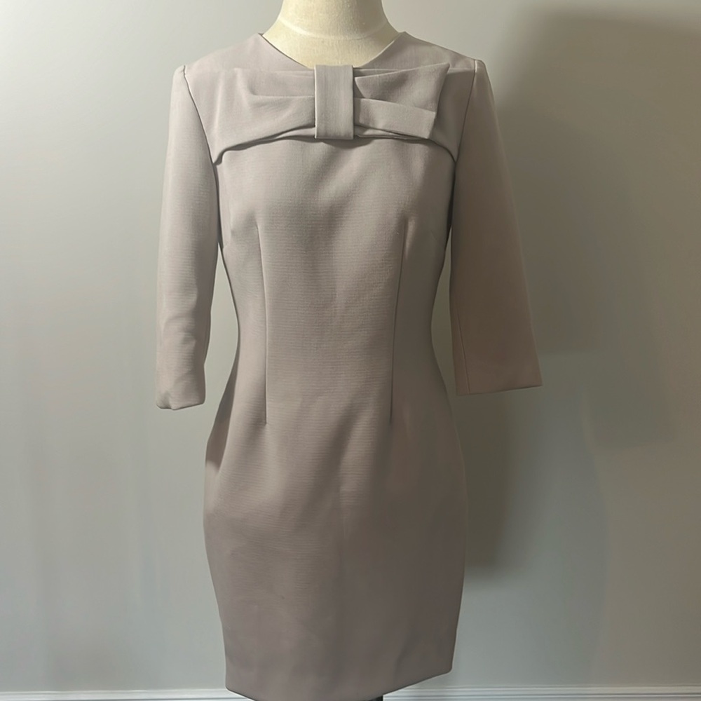 Elegant Long Sleeve Dress with Bow Detail